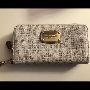 MICHAEL KORS WOMENS WALLET/WRISTLET